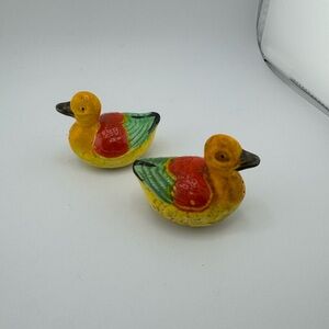 Vintage Japan Colorful Ceramic Bird Figurines Salt‎ And Pepper Shakers